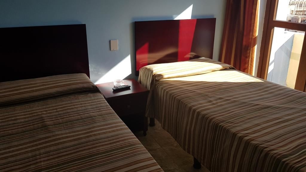 rooms-standard-room