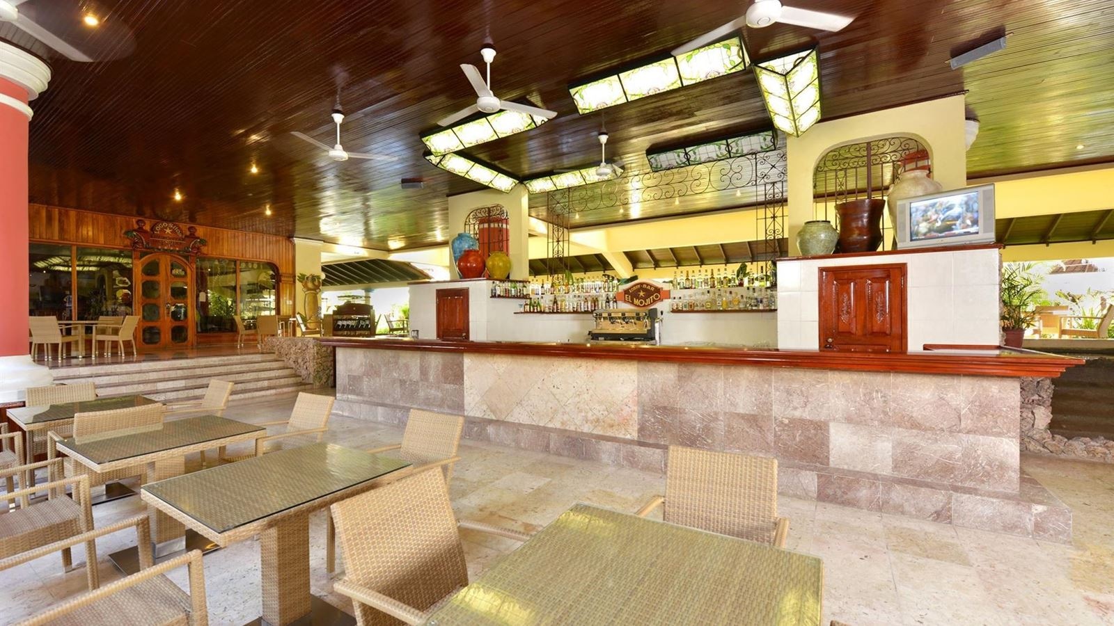 bars-mojito-lobby-bar