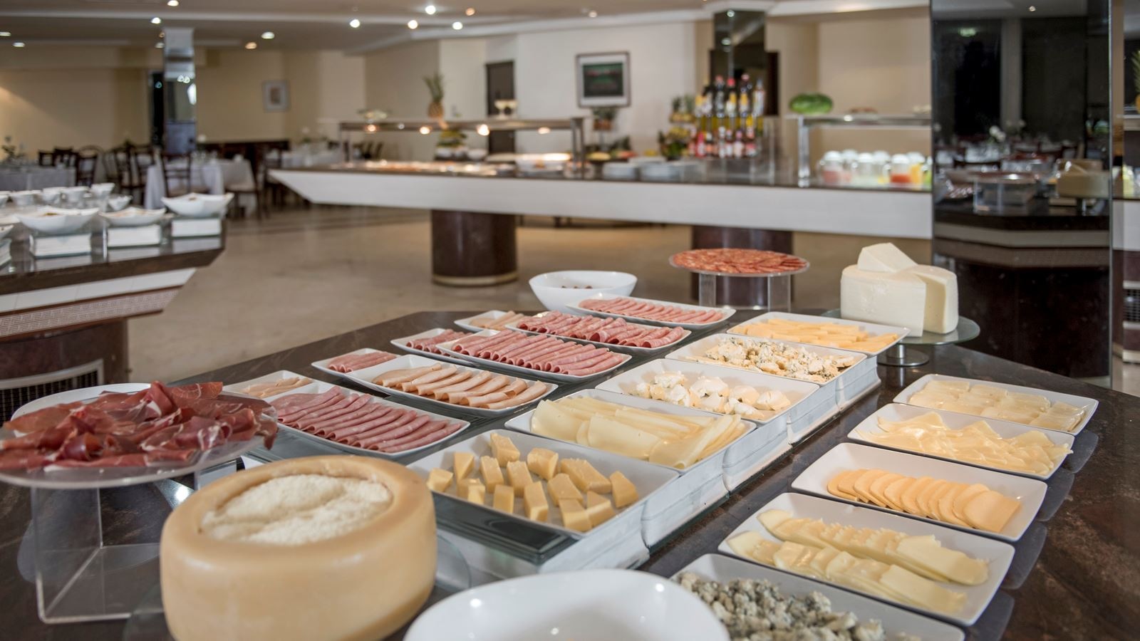 restaurants-main-restaurant