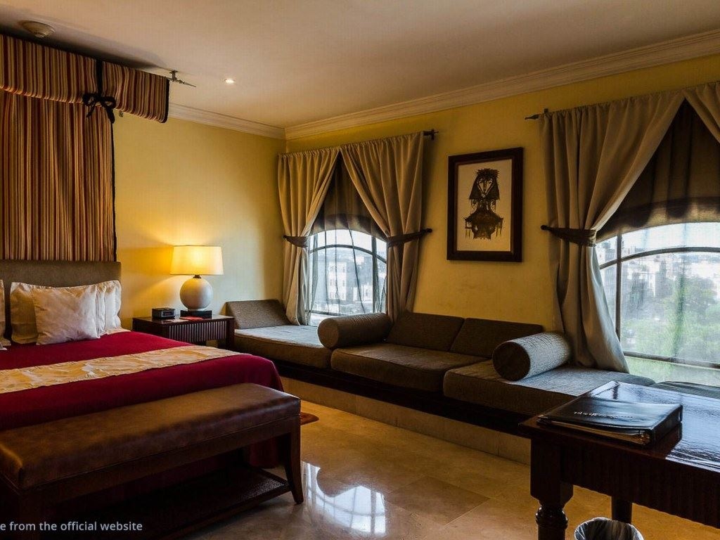 rooms-junior-suite-saratoga