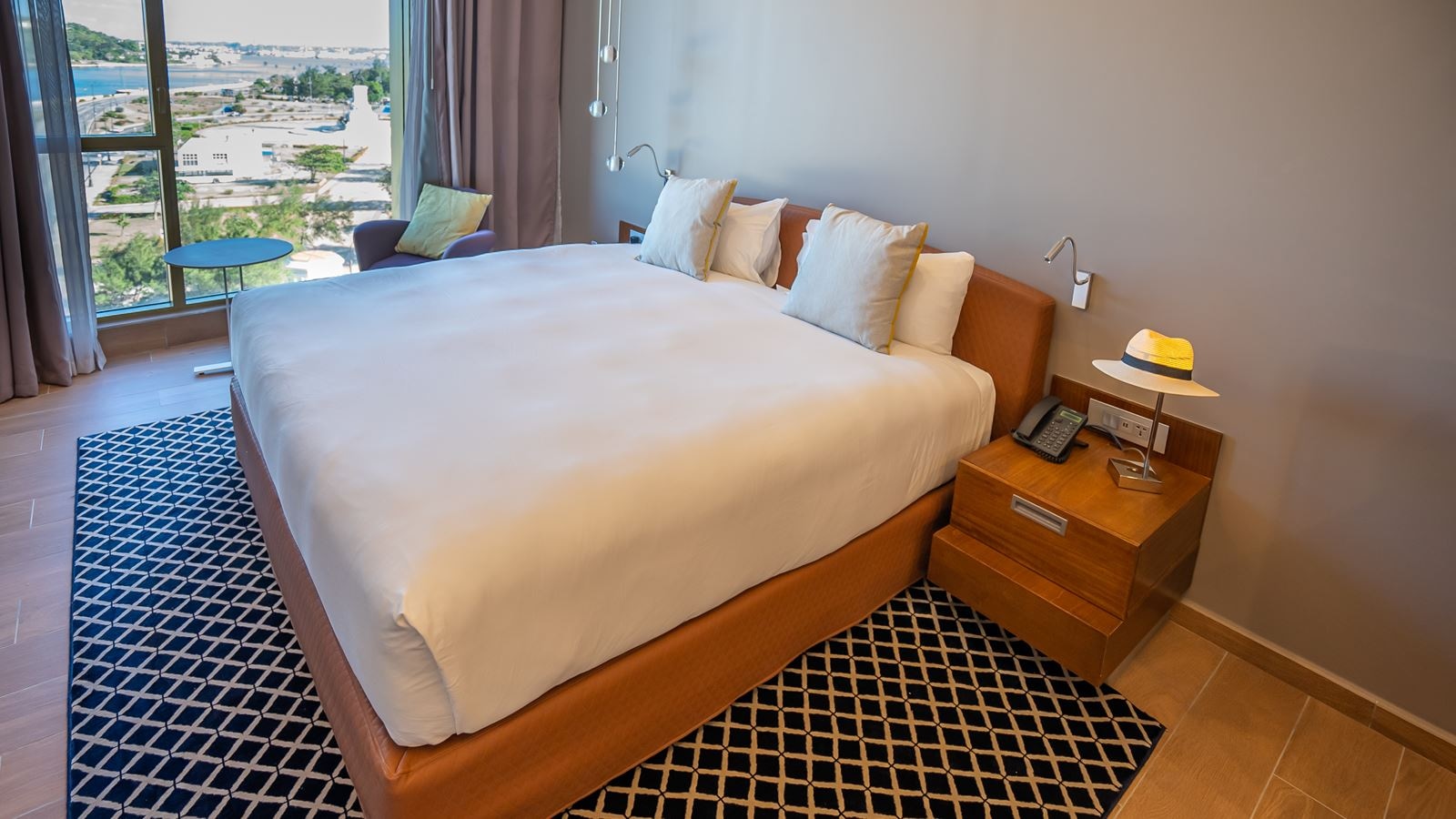 rooms-luxury-room-superior-habana-bay