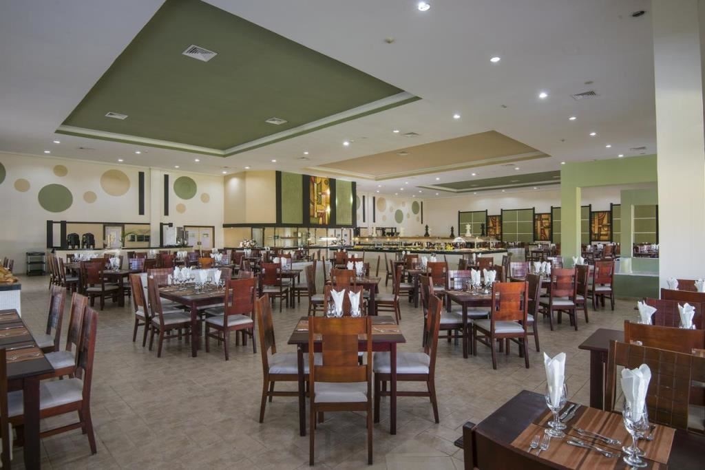 restaurants-main-building