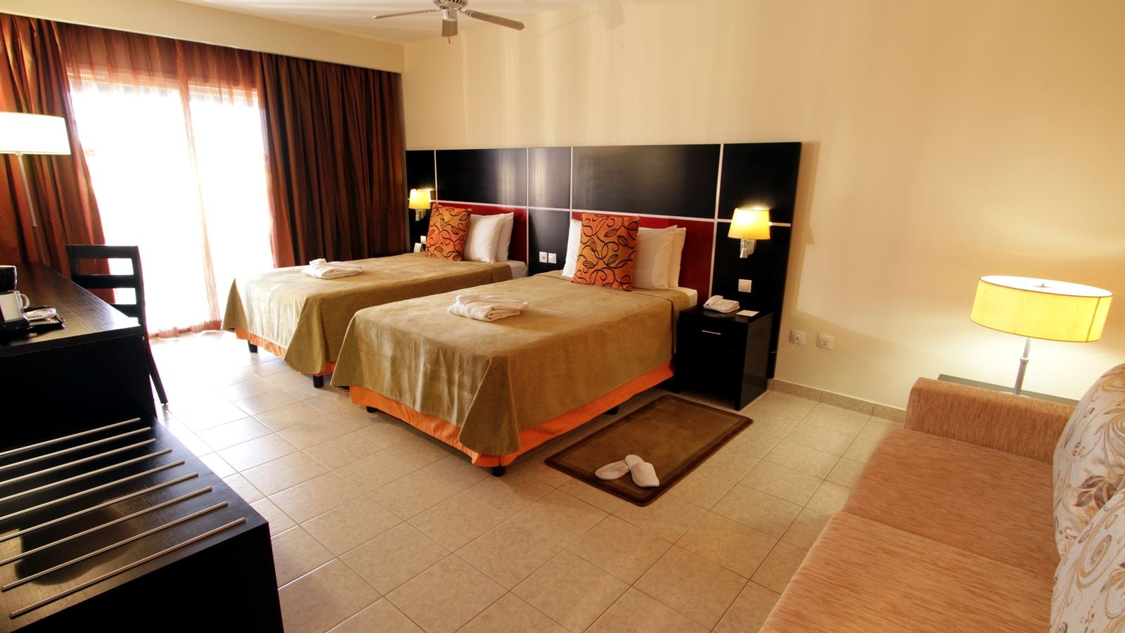 rooms-alegance-deluxe-room