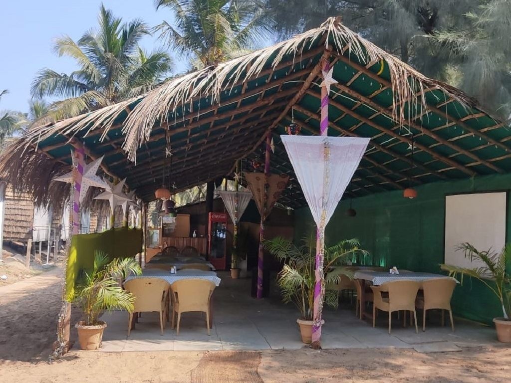 restaurants-restaurants