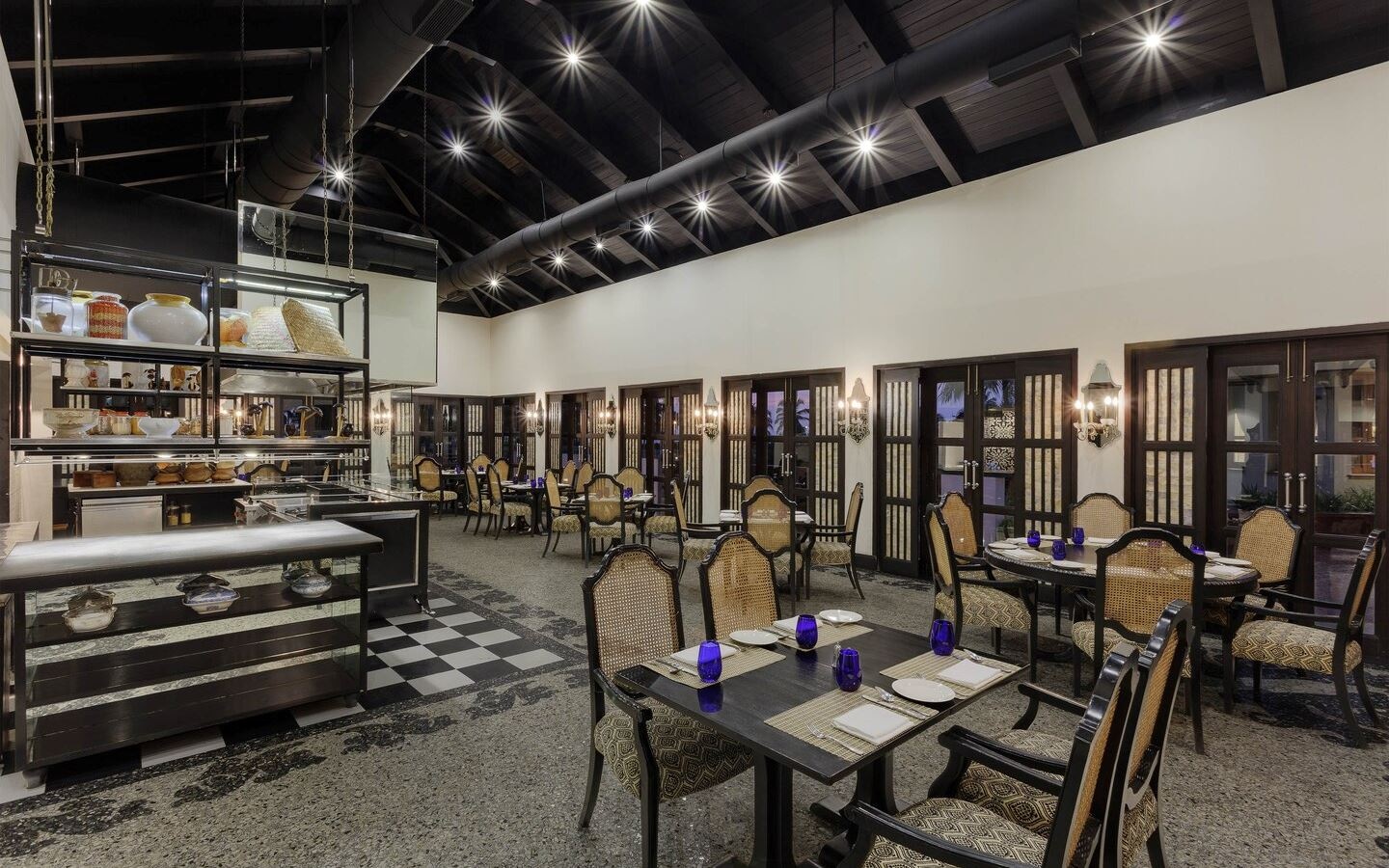 restaurants-main-restaurant