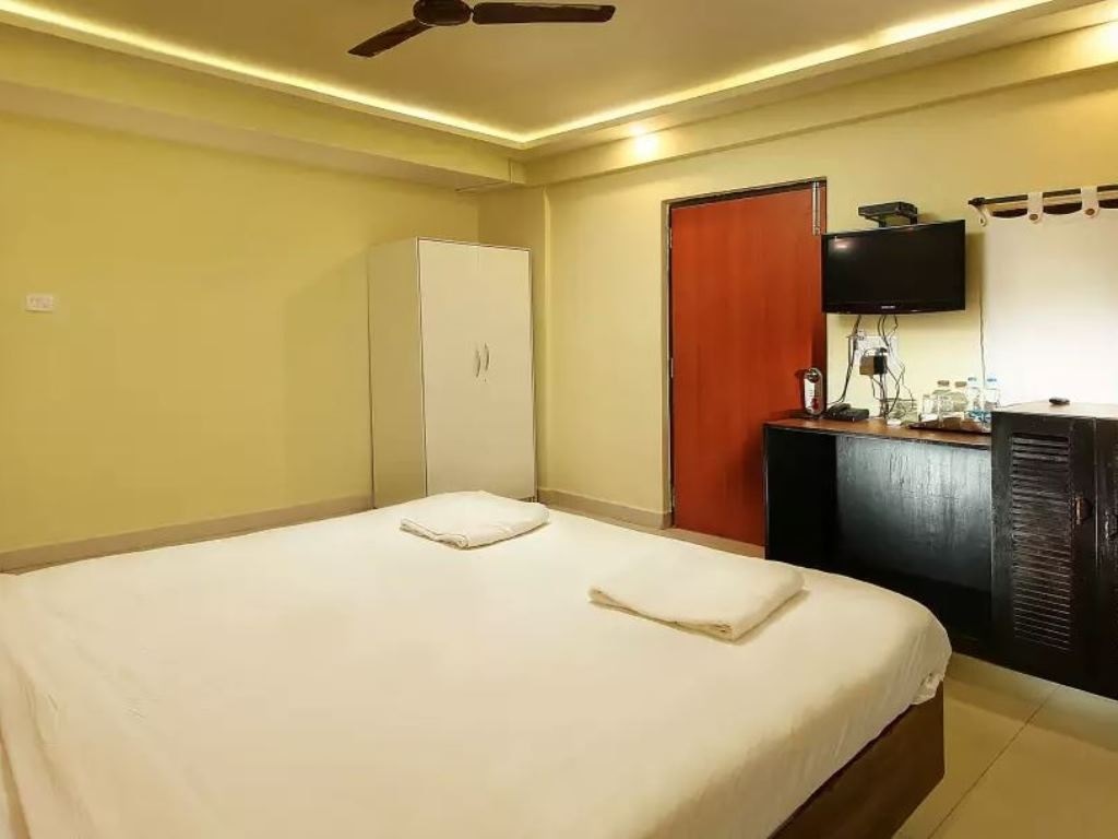 rooms-standard-ac-garden-view-room