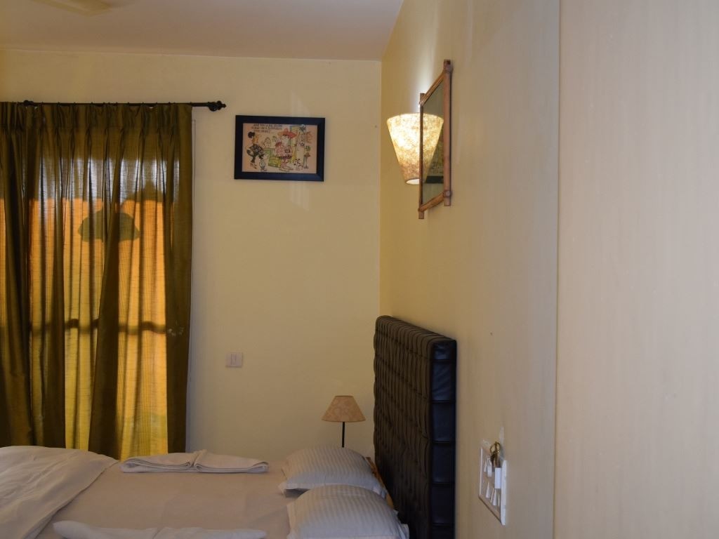 rooms-standard-ac-room