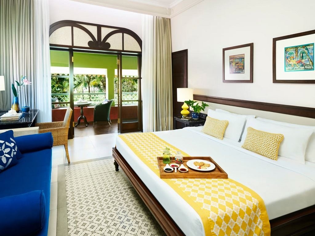 rooms-superior-garden-view-with-balcony