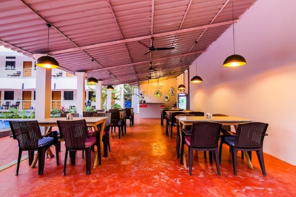 restaurants-arambol-plaza