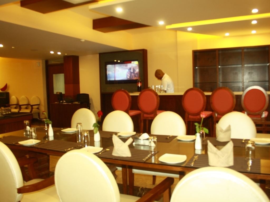 restaurants-main-restaurant