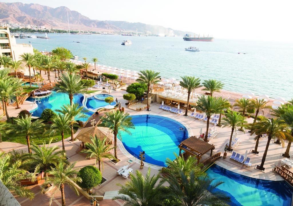 pools-outdoor-pool