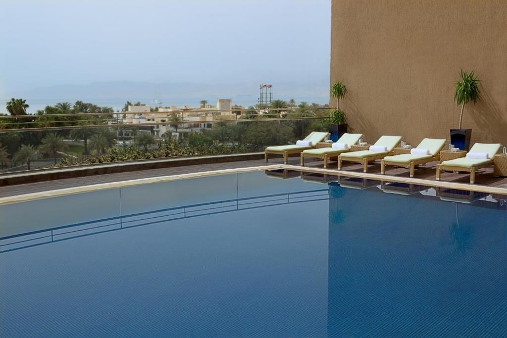 pools-outdoor-pool