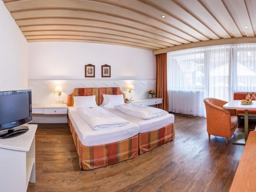 rooms-penthouse-suite-sporthotel