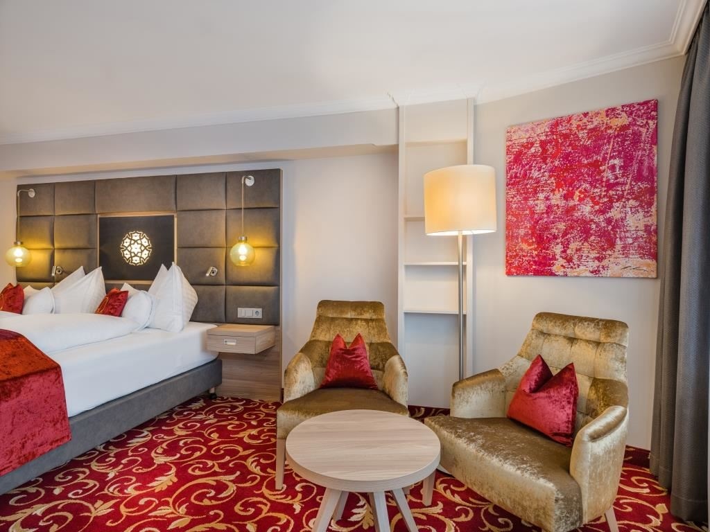 rooms-double-room-with-balcony