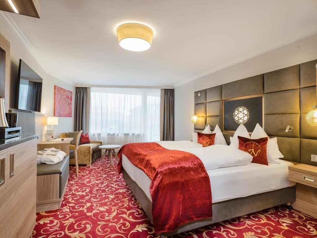 rooms-double-room-with-balcony