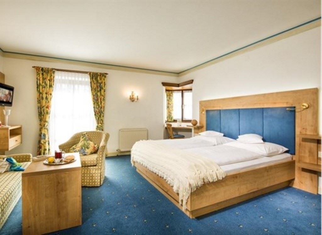 rooms-double-comfort-room
