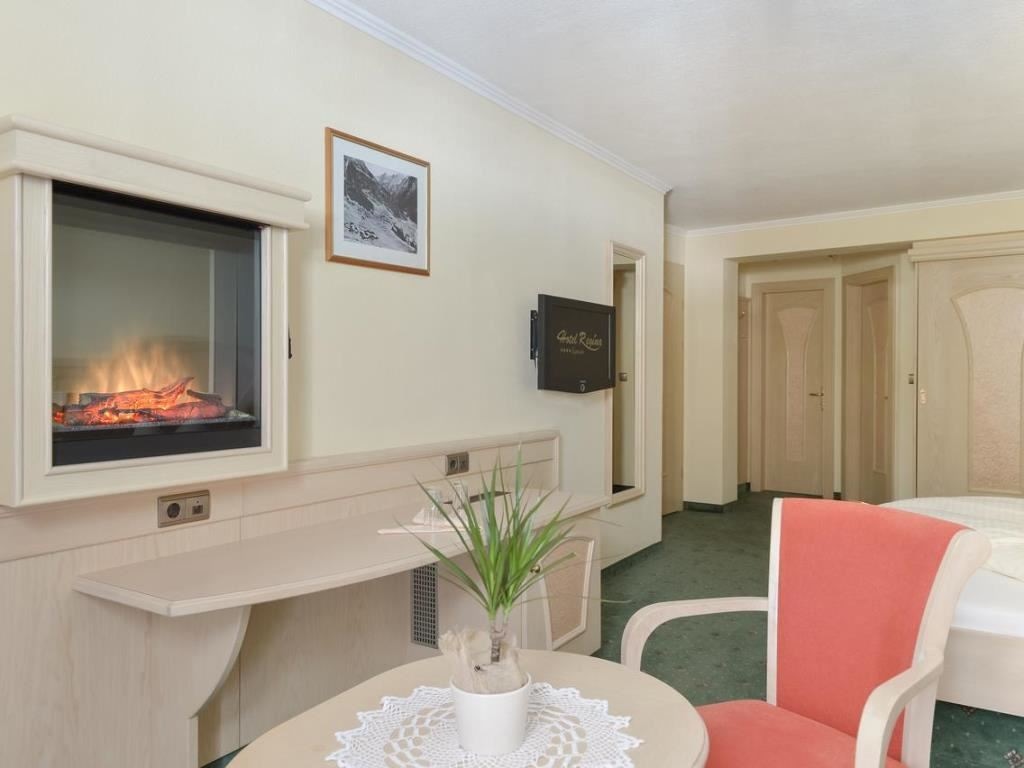 rooms-suite-superior