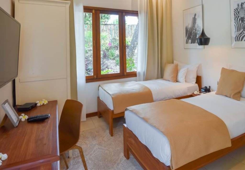 rooms-cinnamon-family-room