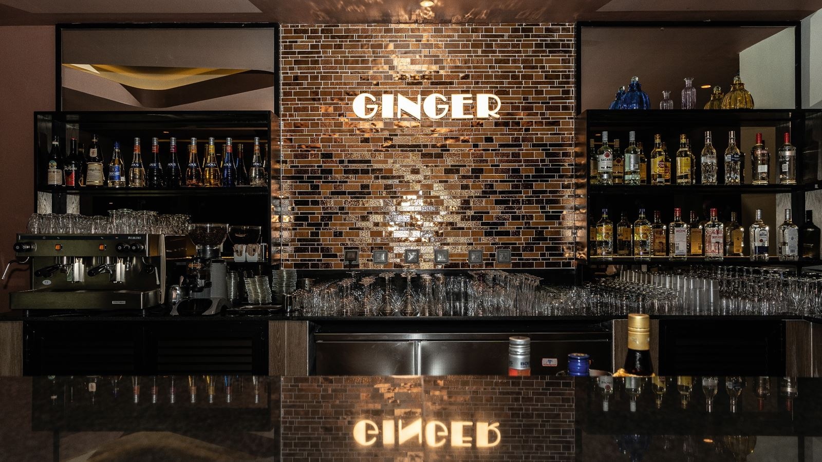 bars-coffee--lounge-bar