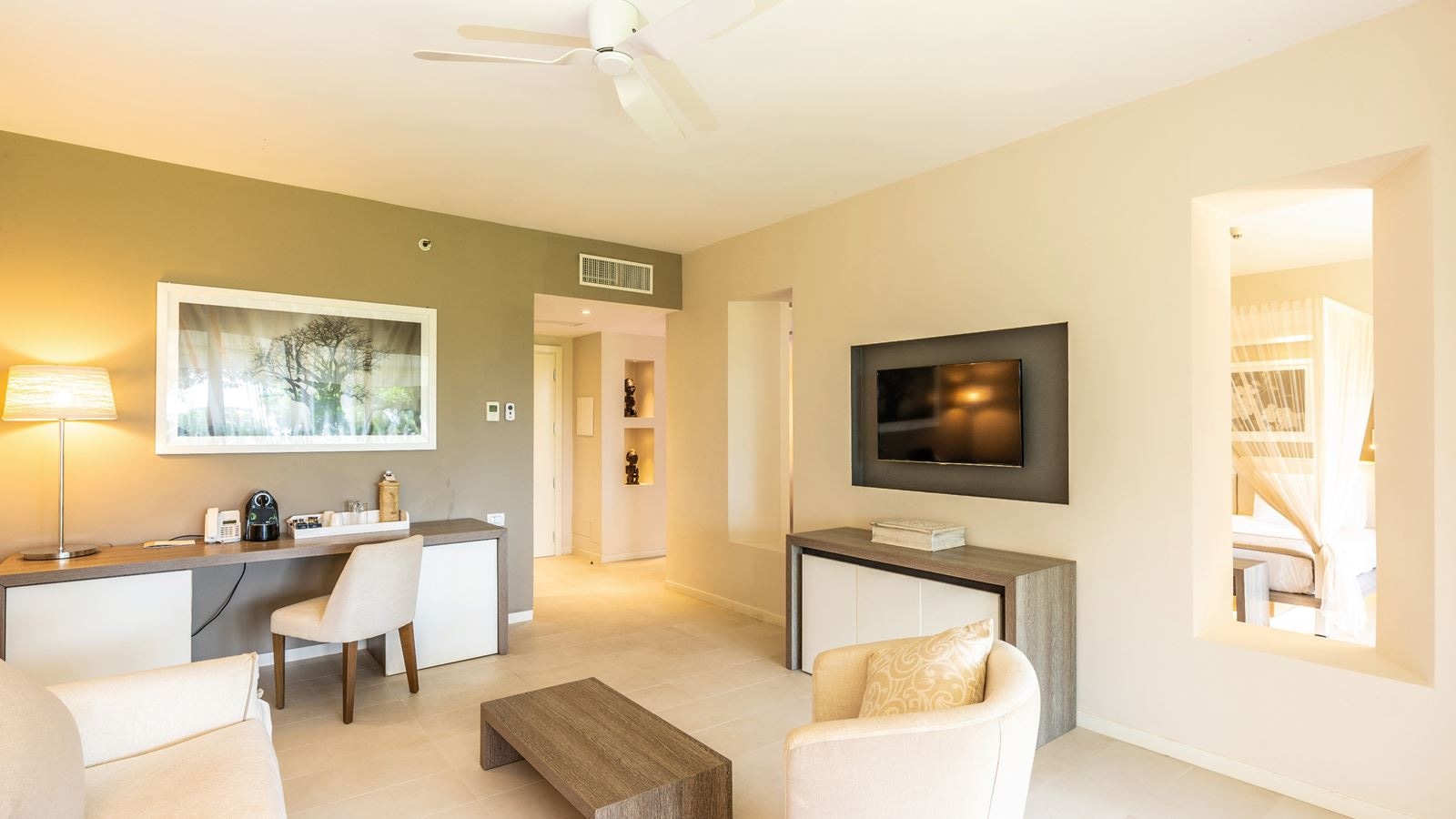 rooms-superior-ocean-suite