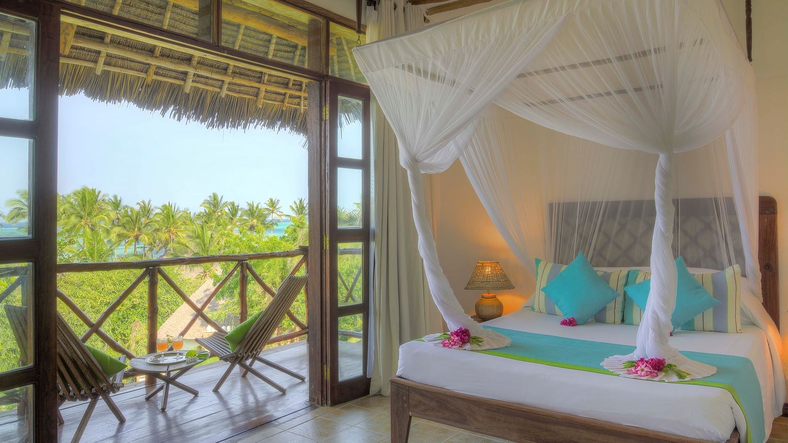 rooms-bahari-deluxe-sea-view