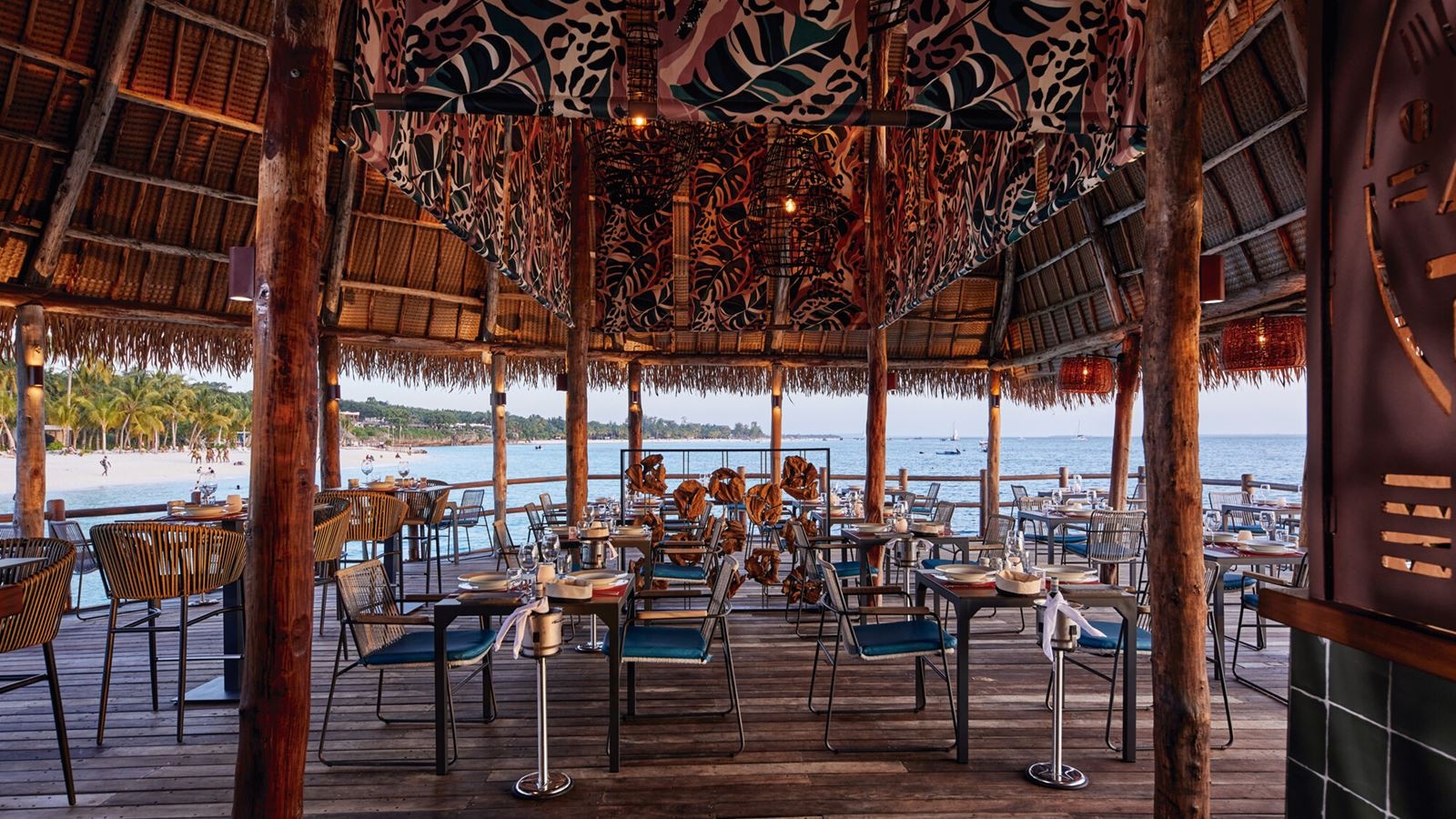 restaurants-restaurants