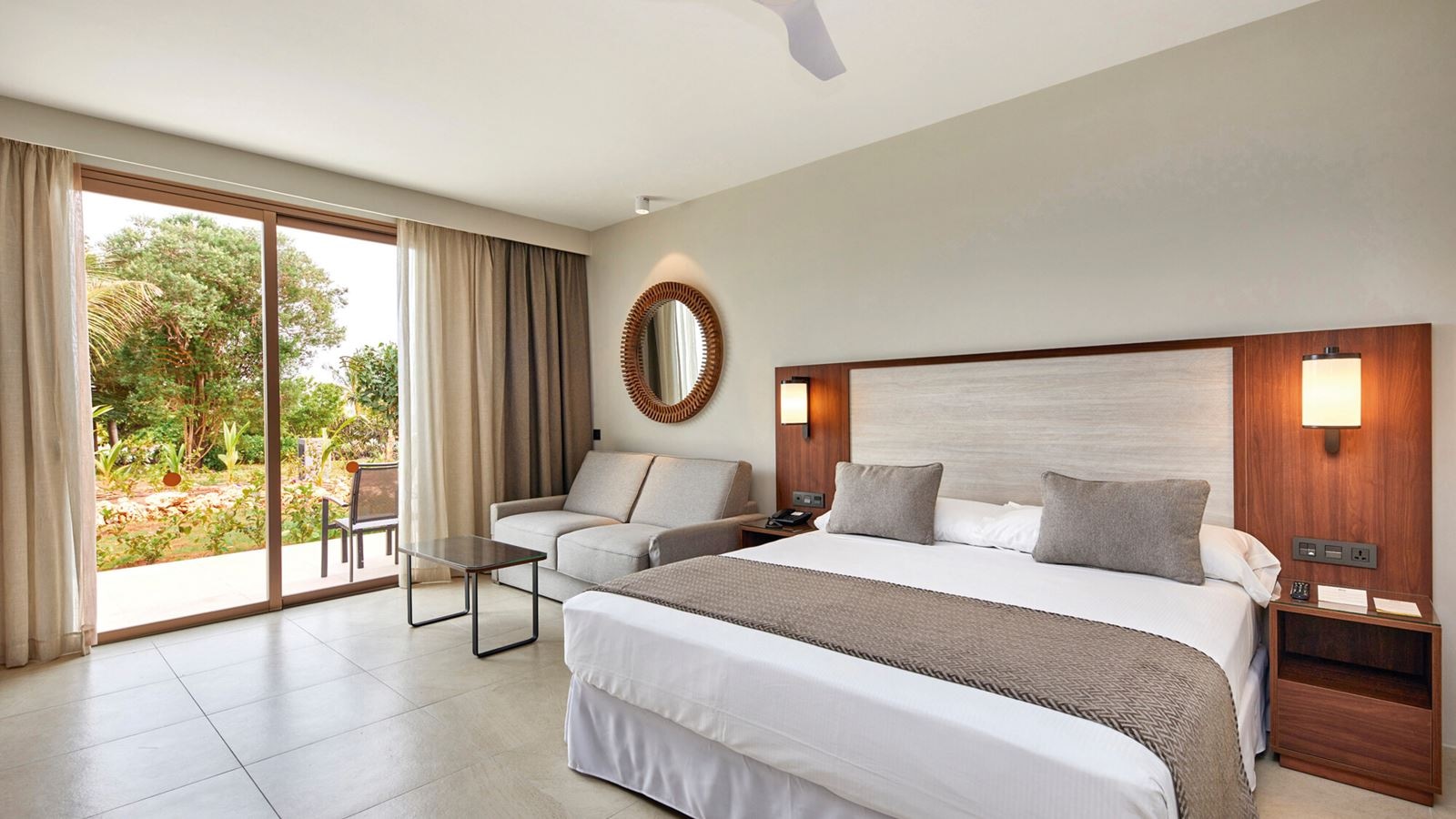 rooms-double-standard