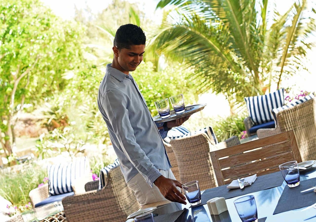 restaurants-ocean-one-beach-club-and-restaurant