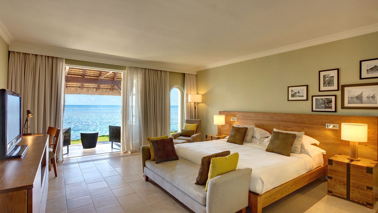 rooms-ocean-view-room