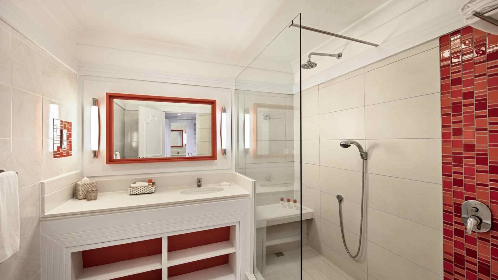 rooms-deluxe-seafacing