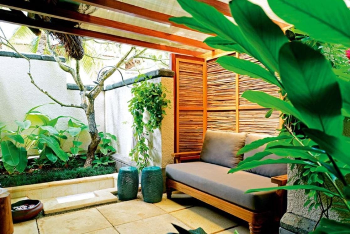 rooms-2-broom-pool-villa