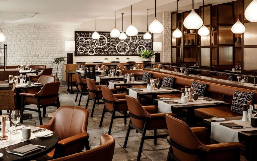 restaurants-restaurants