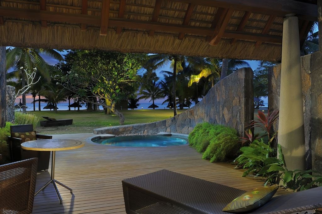 rooms-beach-front-pool-suite