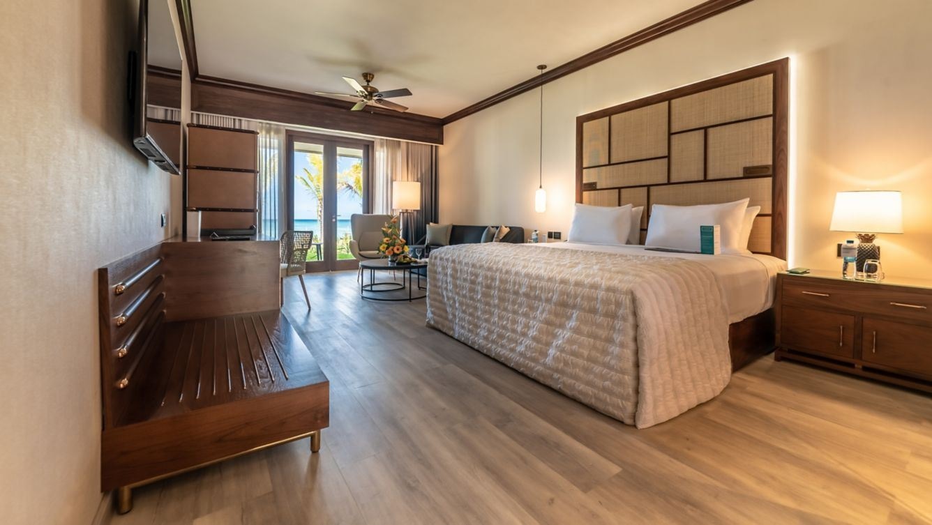 rooms-beachfront-family-suite