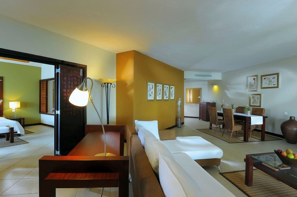 rooms-senior-suite