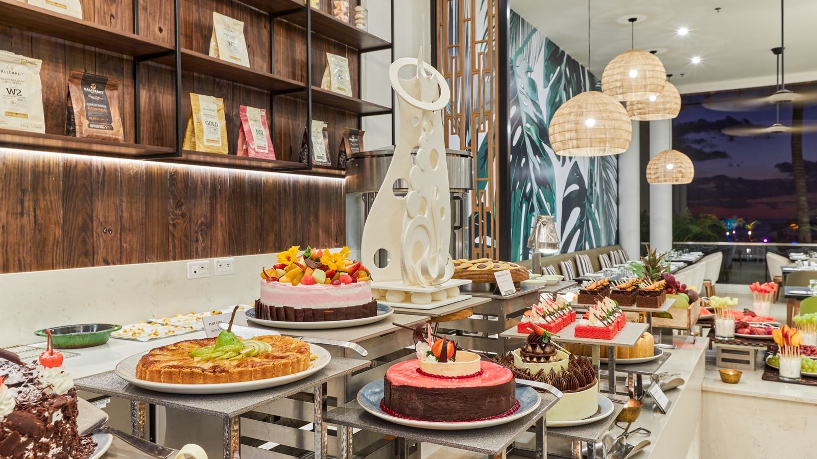 restaurants-restaurants