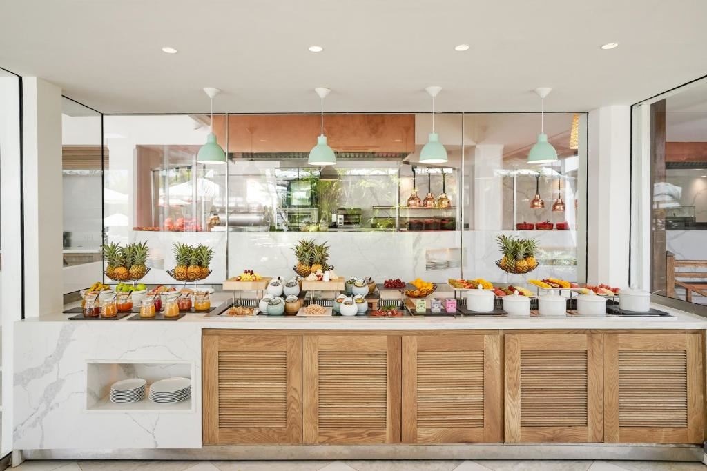 restaurants-restaurants