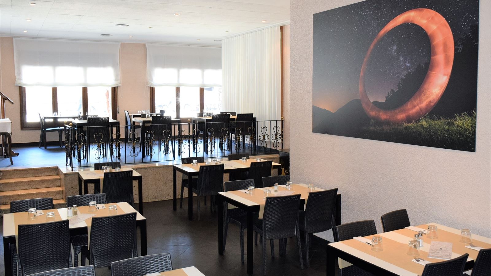 restaurants-restaurant