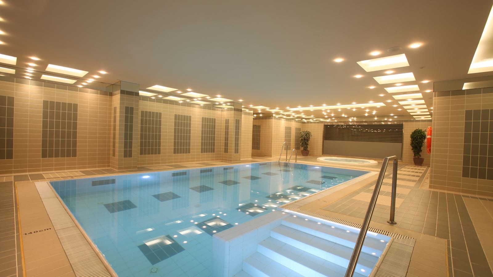 pools-indoor-pool
