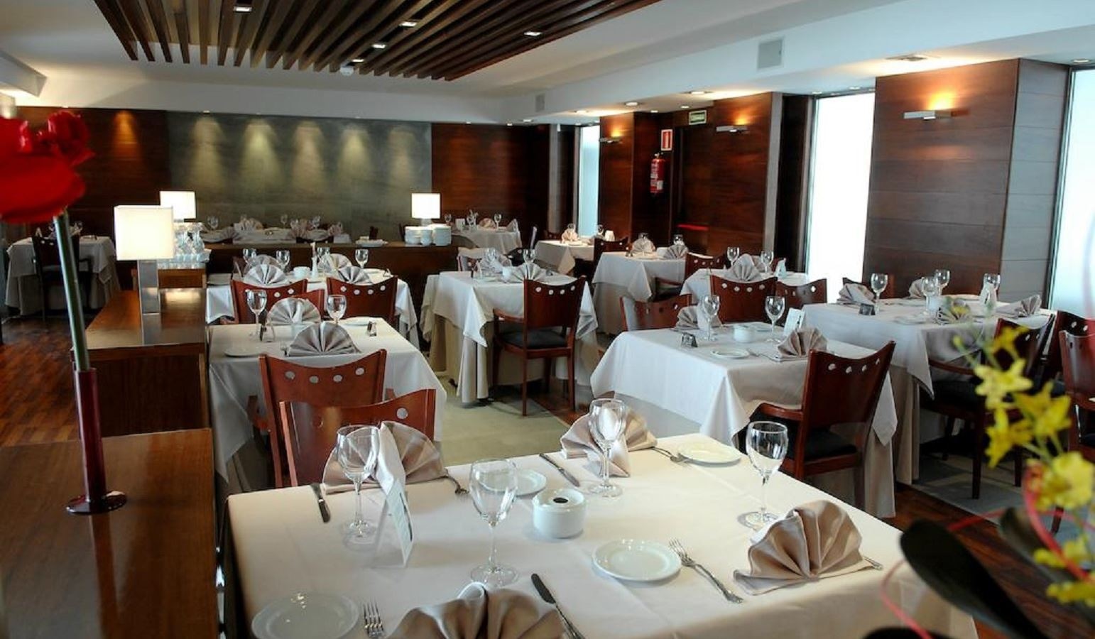 restaurants-restaurants