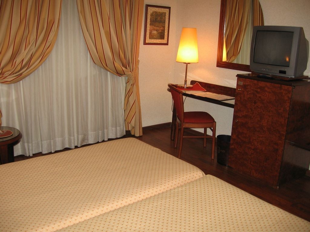 rooms-double-standard-room