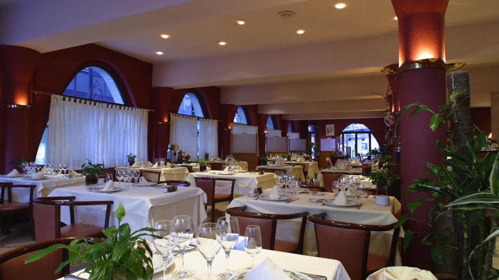 restaurants-restaurants