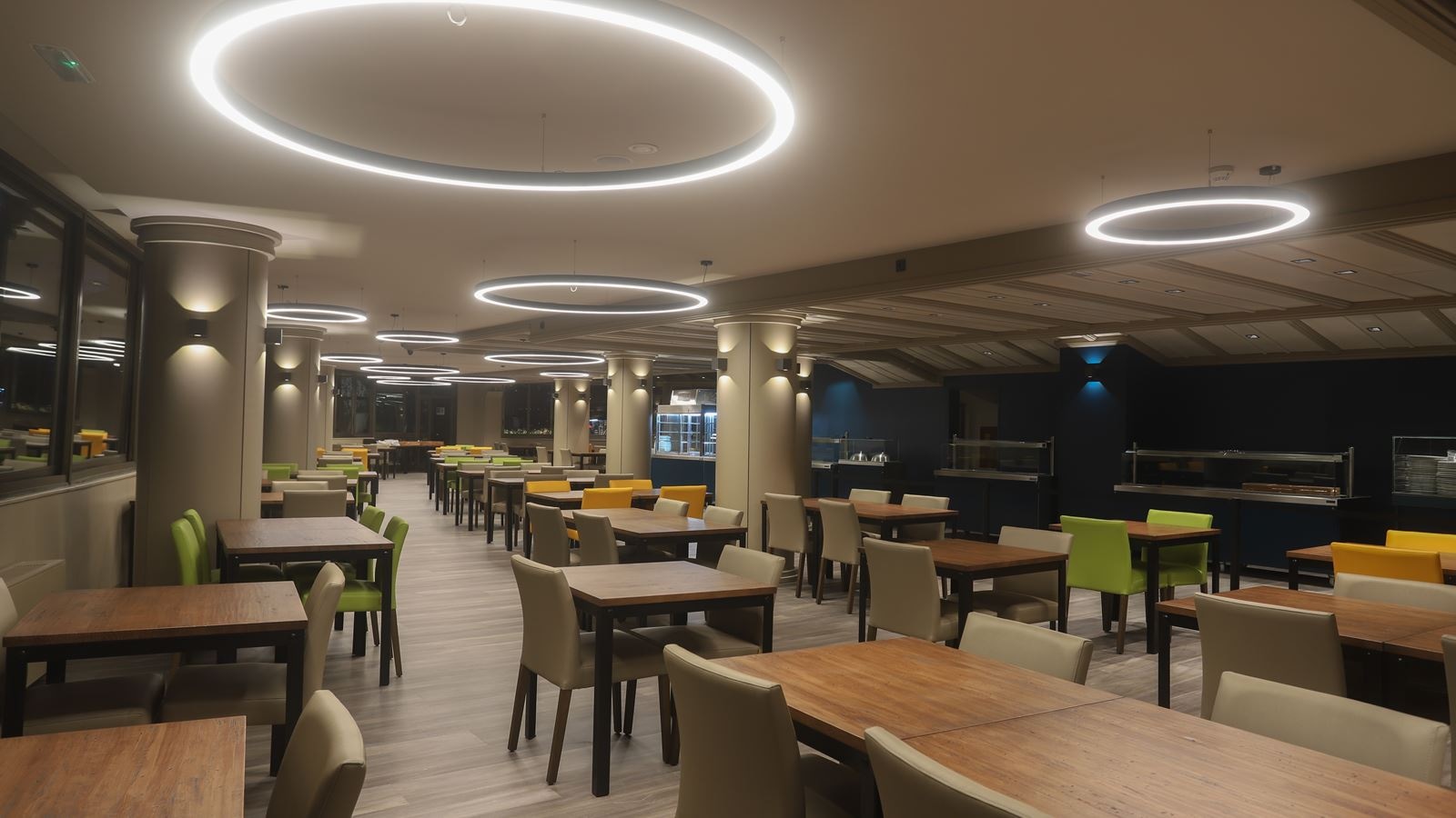 restaurants-restaurants