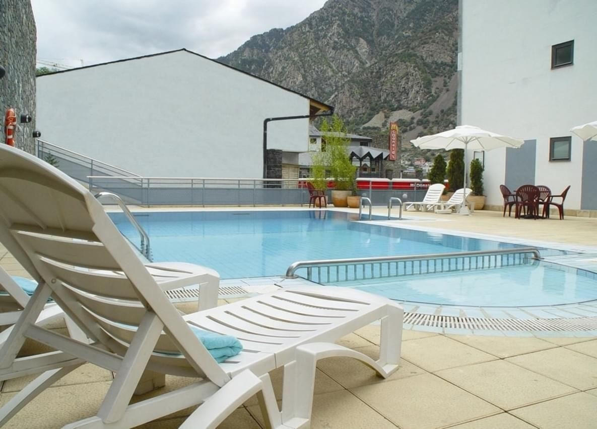 pools-pools