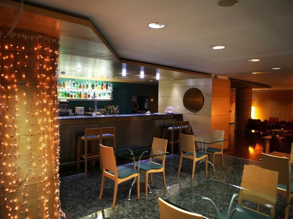 bars-lobby-bar