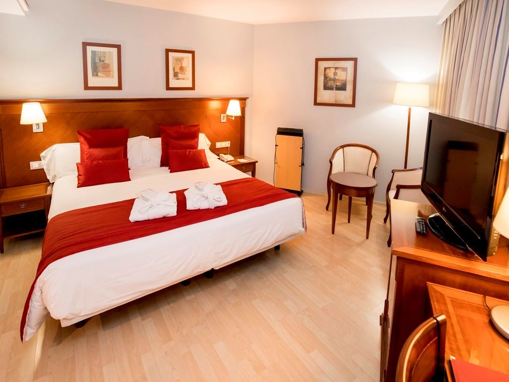 rooms-executive-room