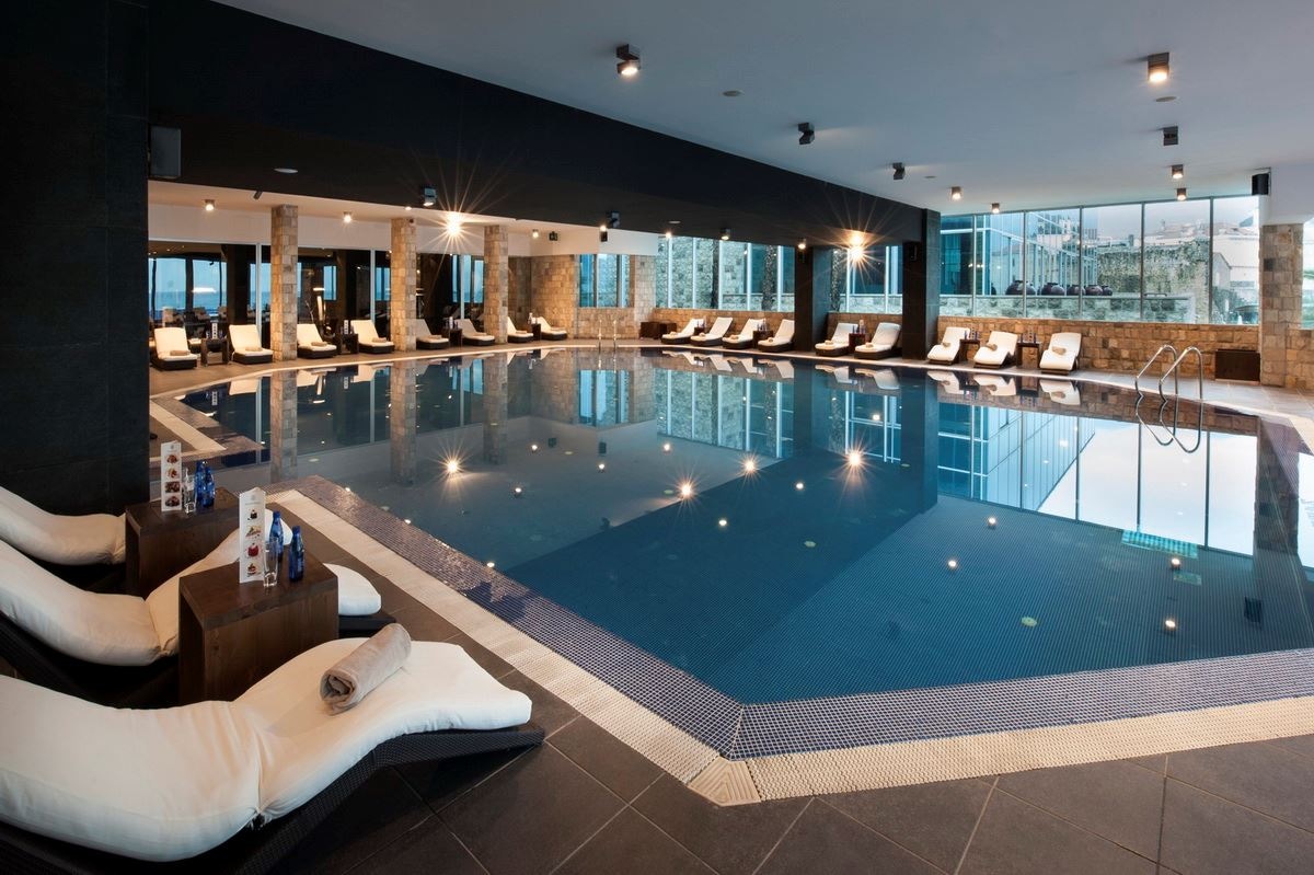 pools-indoor-pool