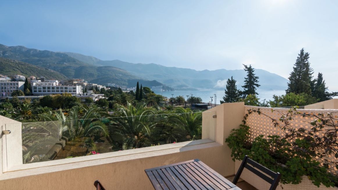 rooms-double-room-sea-view-priority-location