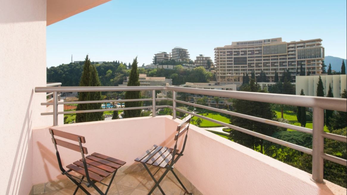 rooms-family-room-kids-free