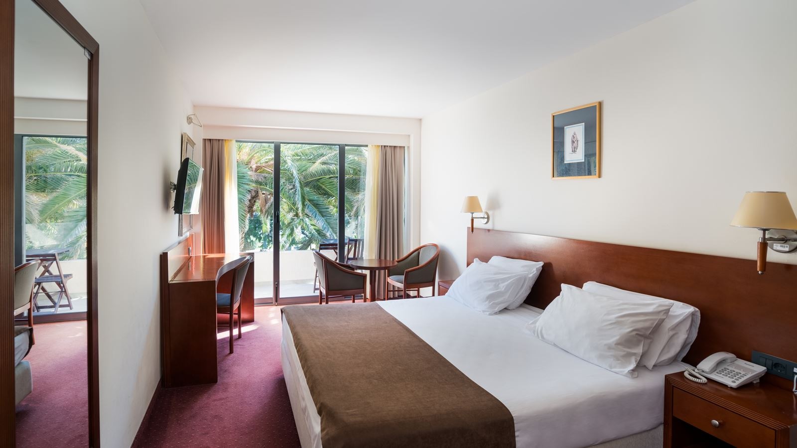 rooms-double-room-garden-view-priority-location